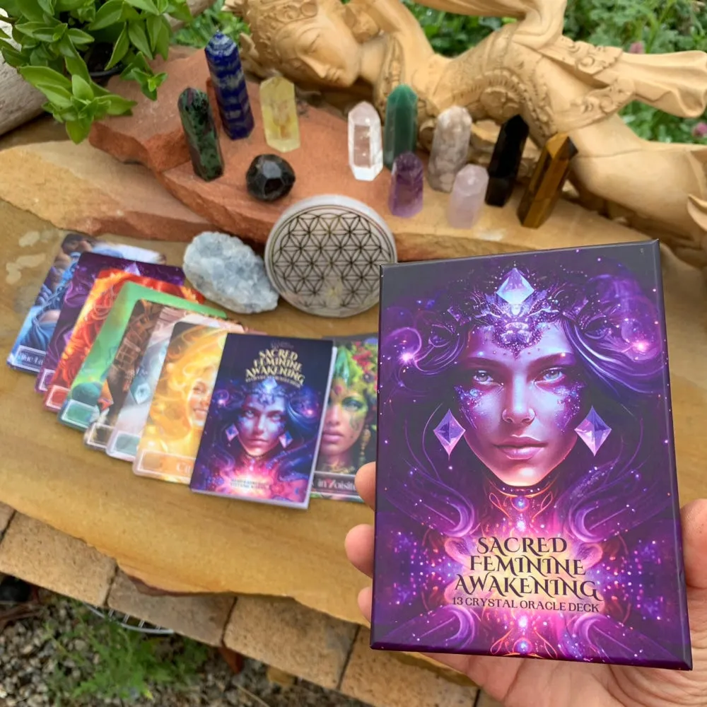🌙 Sacred Feminine Awakening Oracle Deck & 13 Crystal Altar Set