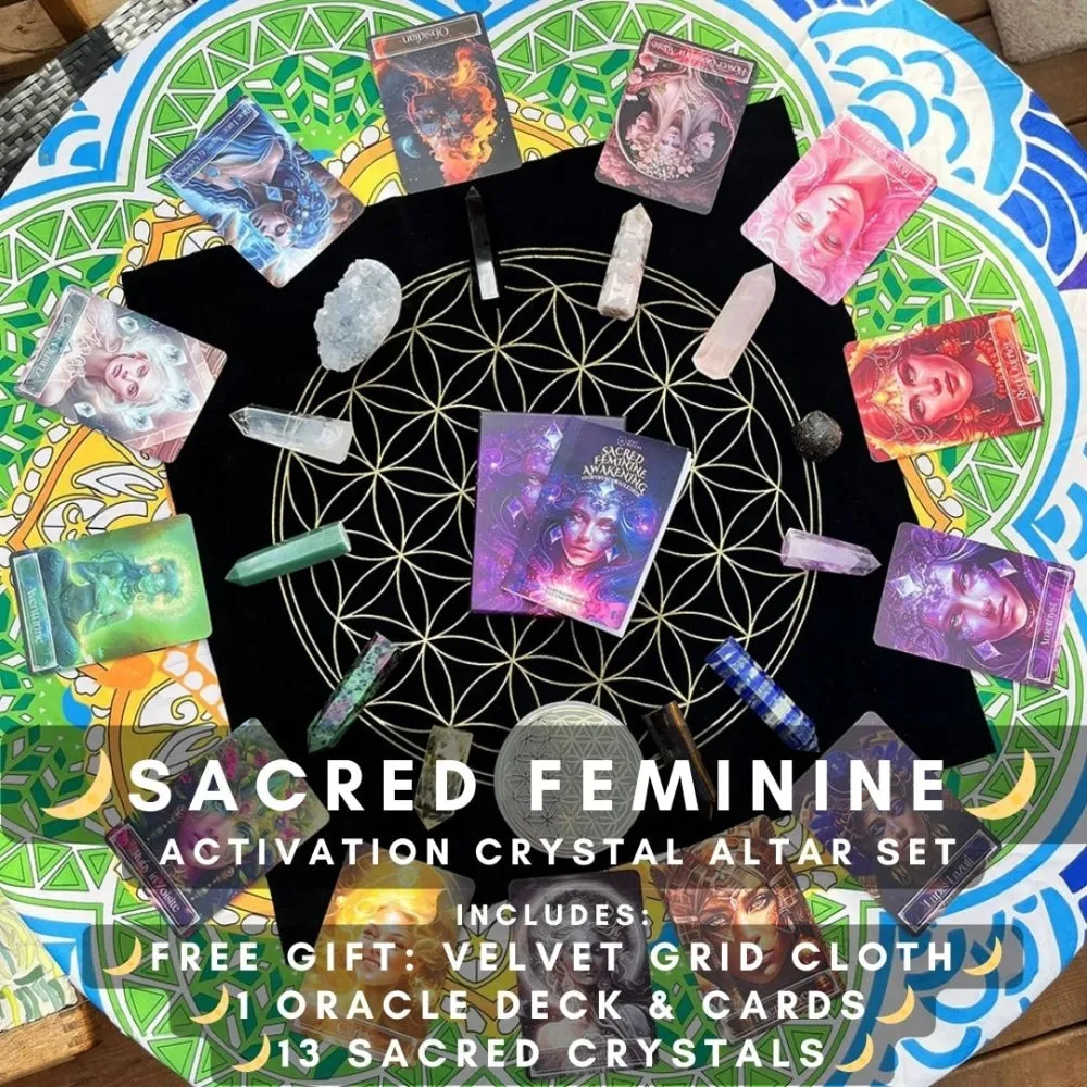 🌙 Sacred Feminine Awakening Oracle Deck & 13 Crystal Altar Set