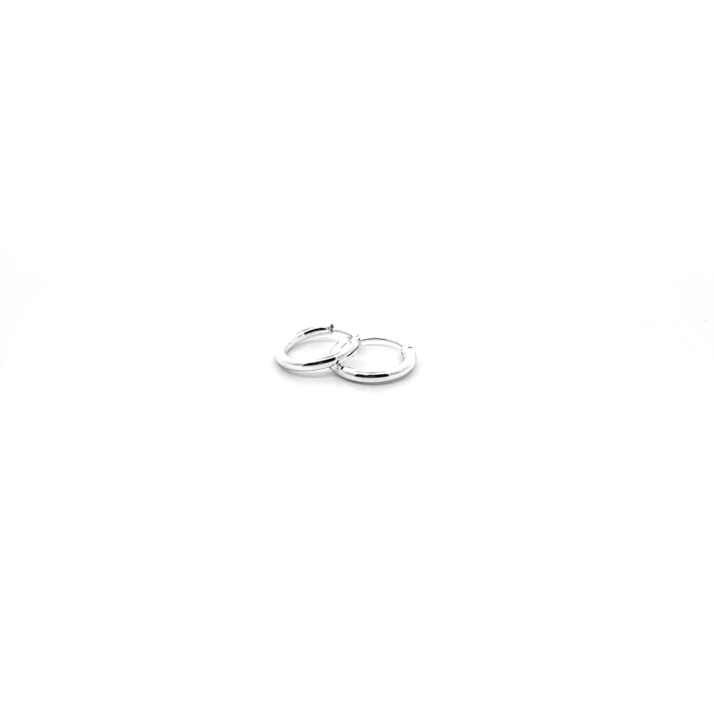 2mm Infinity Hoops