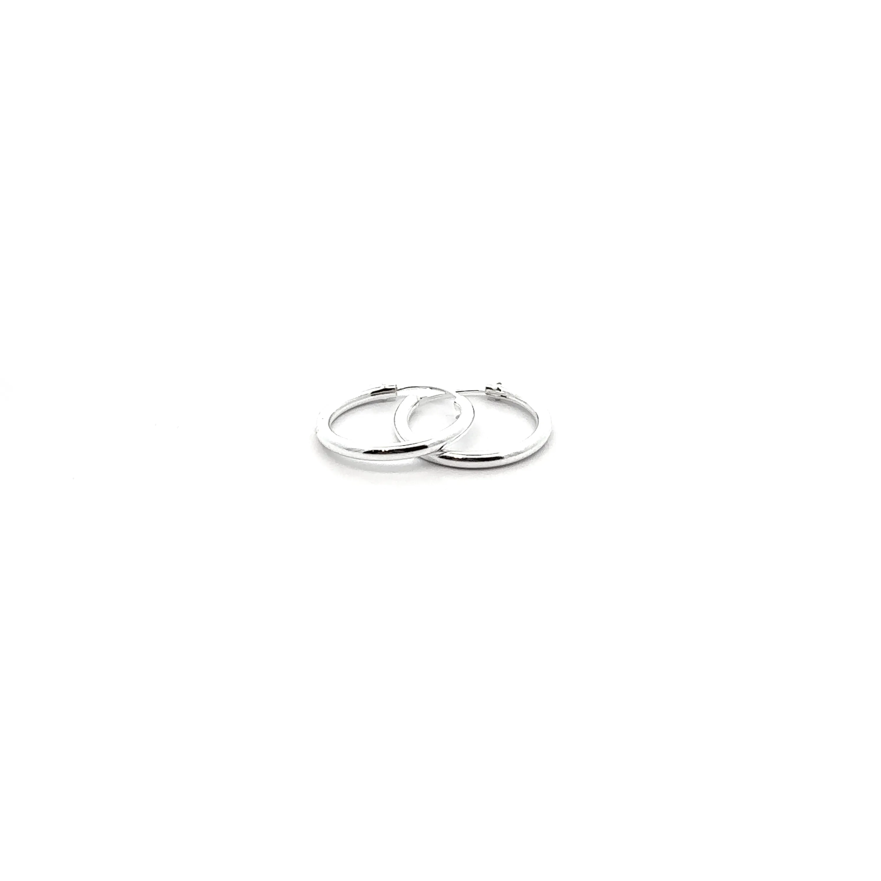 2mm Infinity Hoops