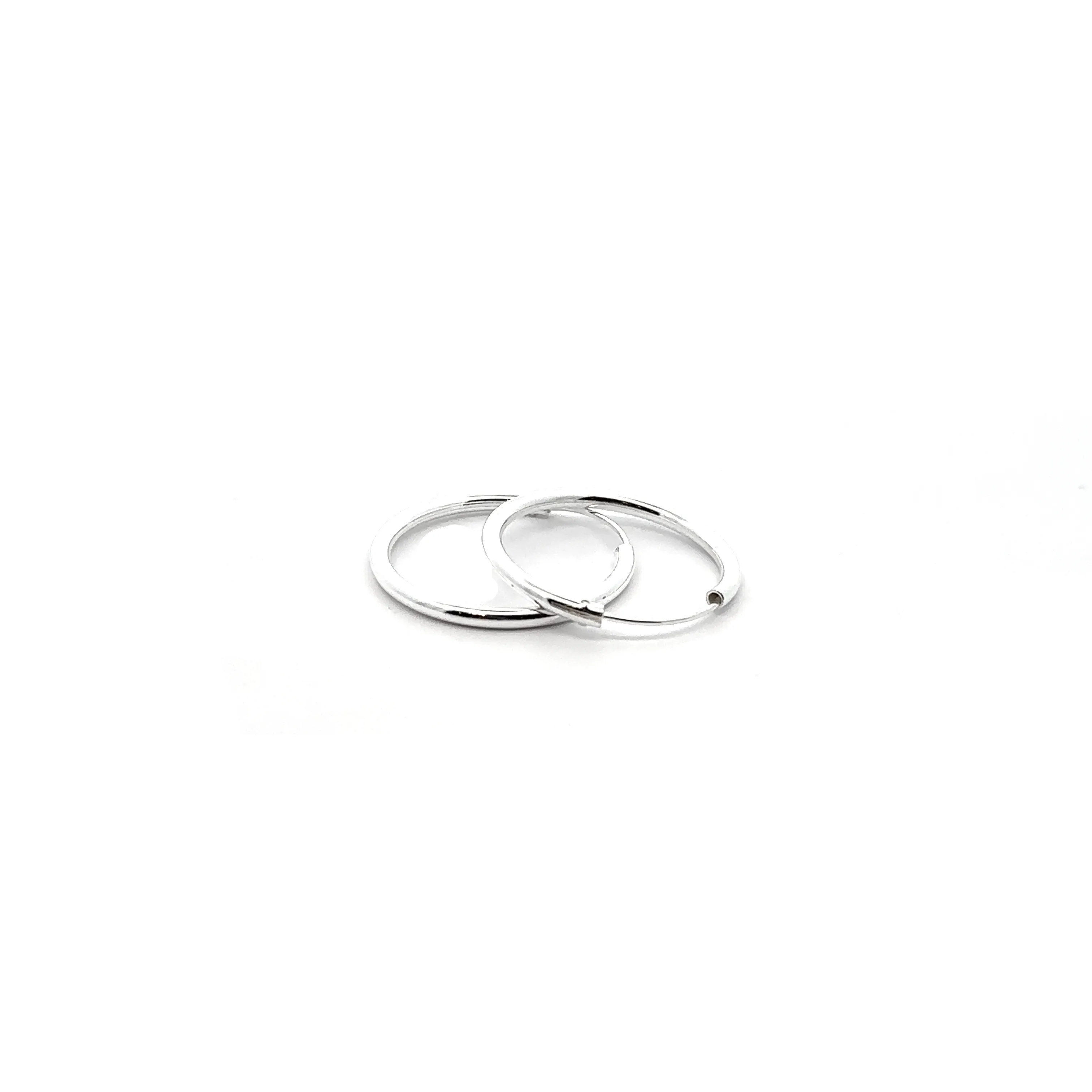 2mm Infinity Hoops