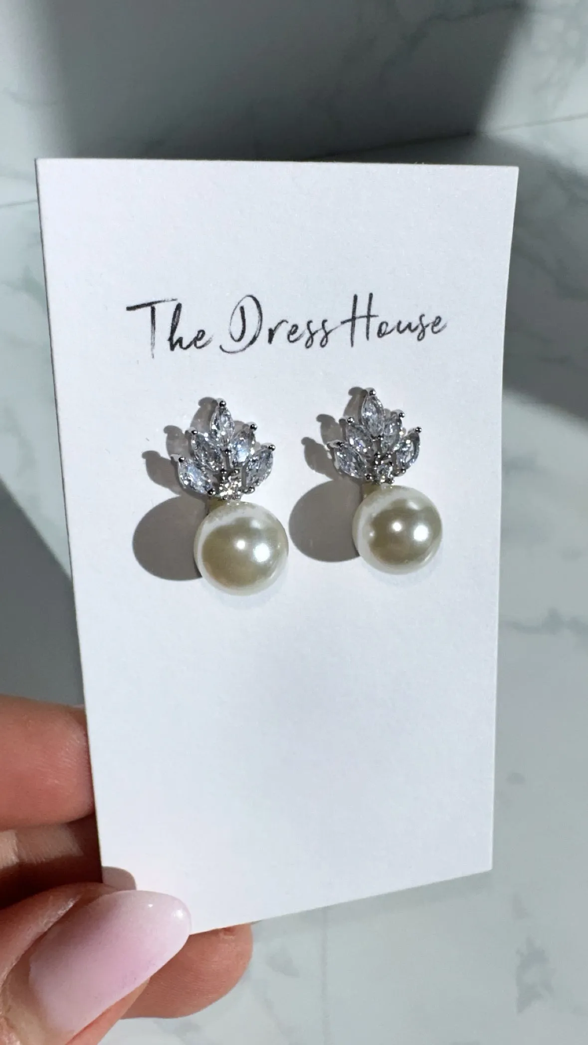 Diana - Silver Pearl Earring