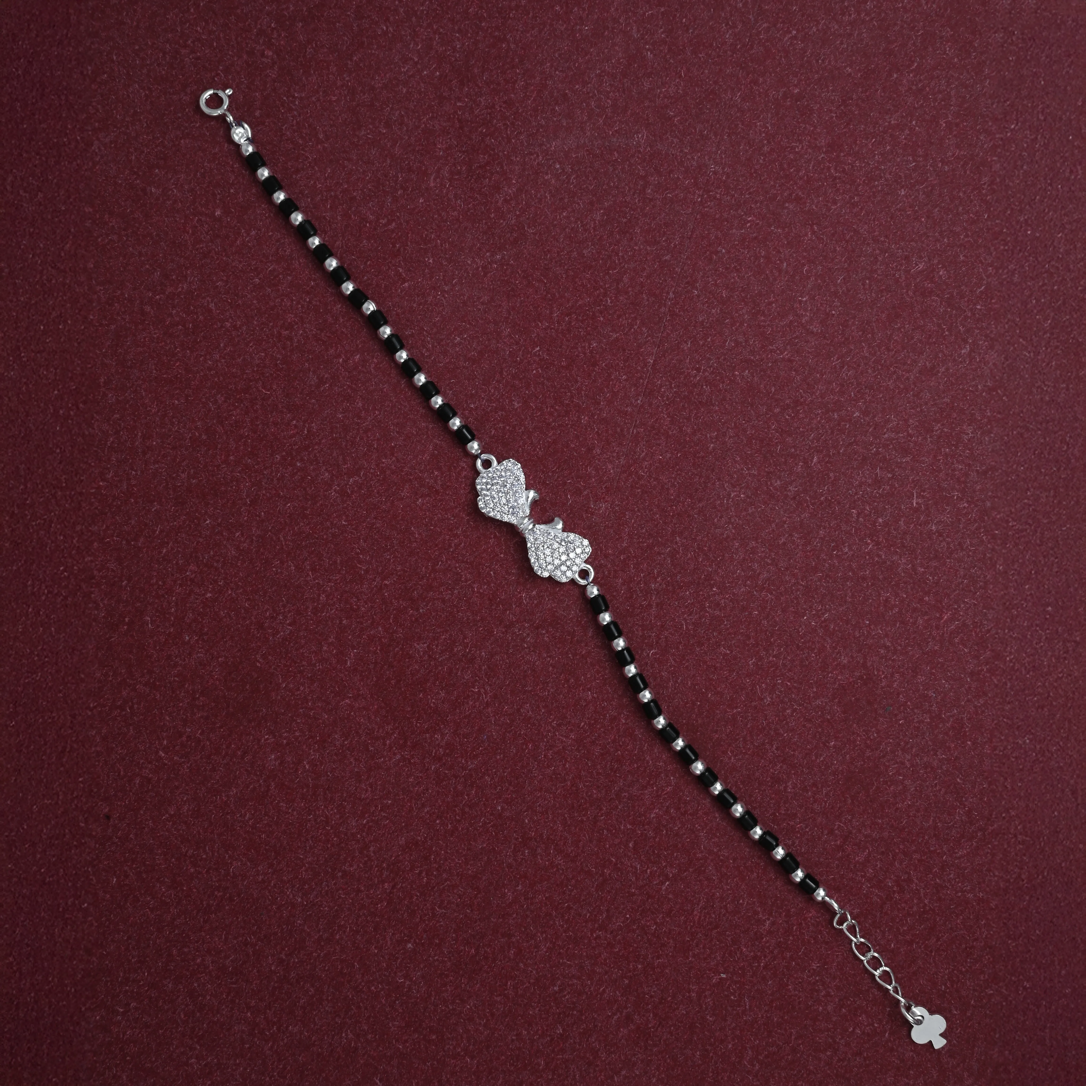 Elegant Black Beaded Bow Design Silver Bracelet