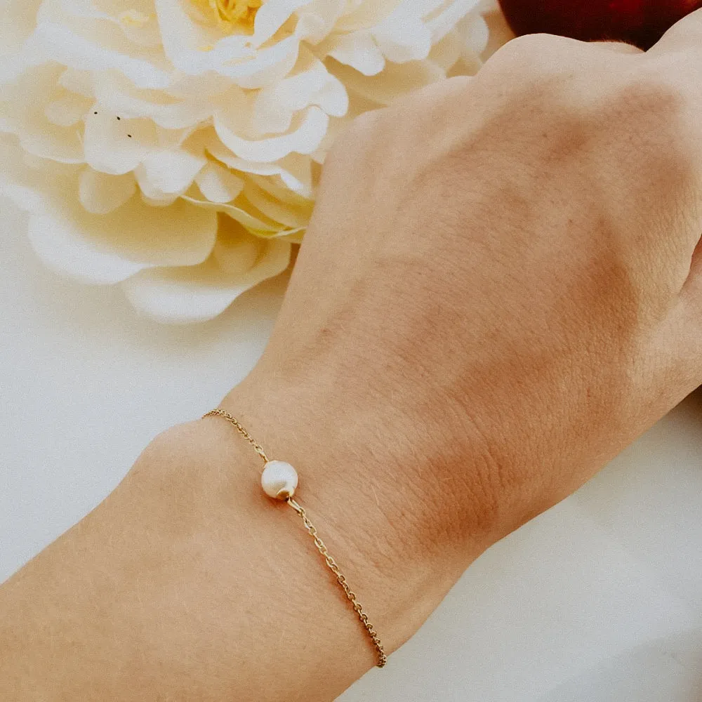 ELEGANT SINGLE PEARL BRACELET
