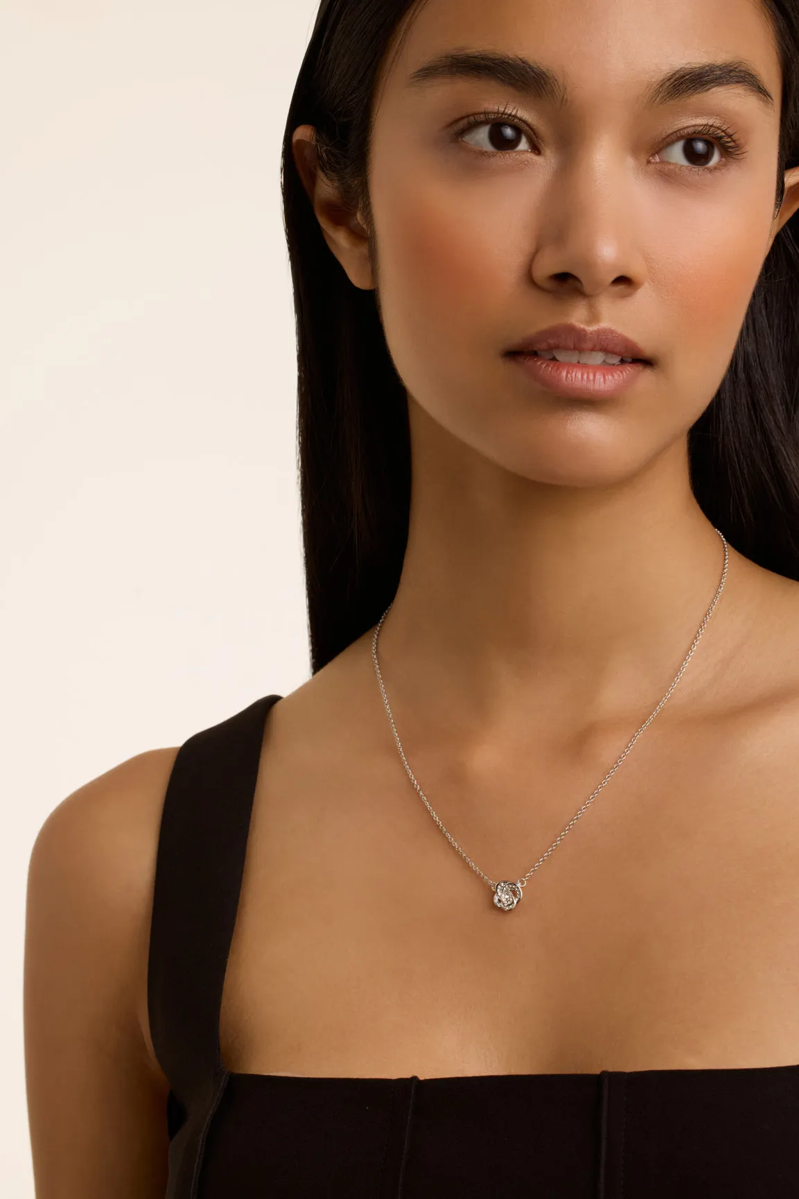 Florita Crystal Flower Pendant Necklace Silver