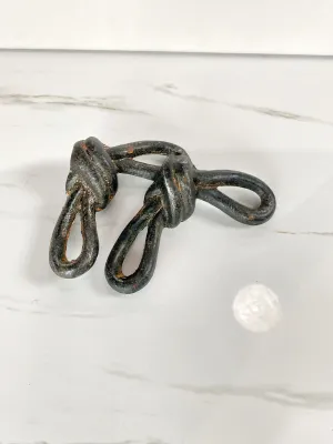 Iron Knot Decor