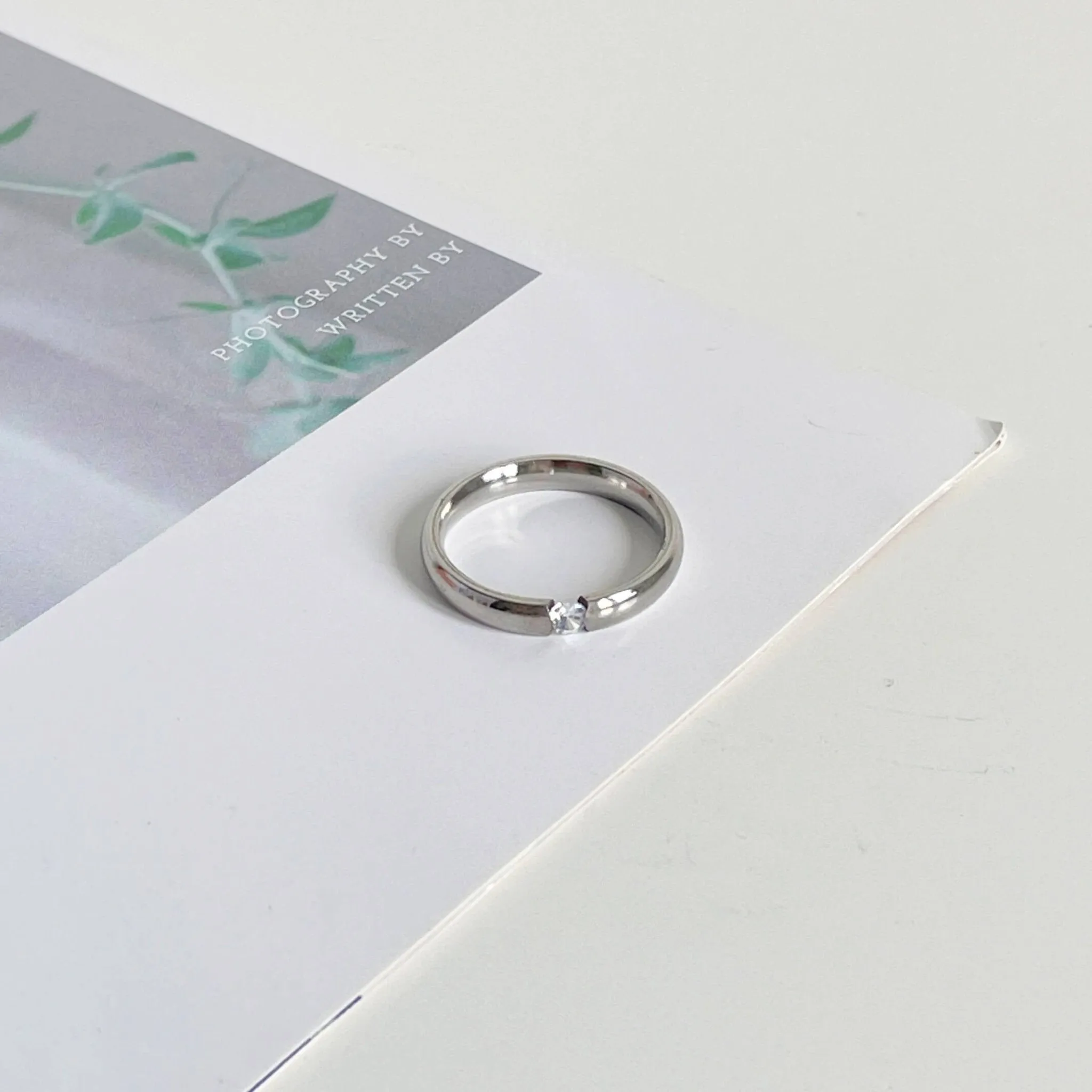 Minimal Zirconia Band Ring Silver