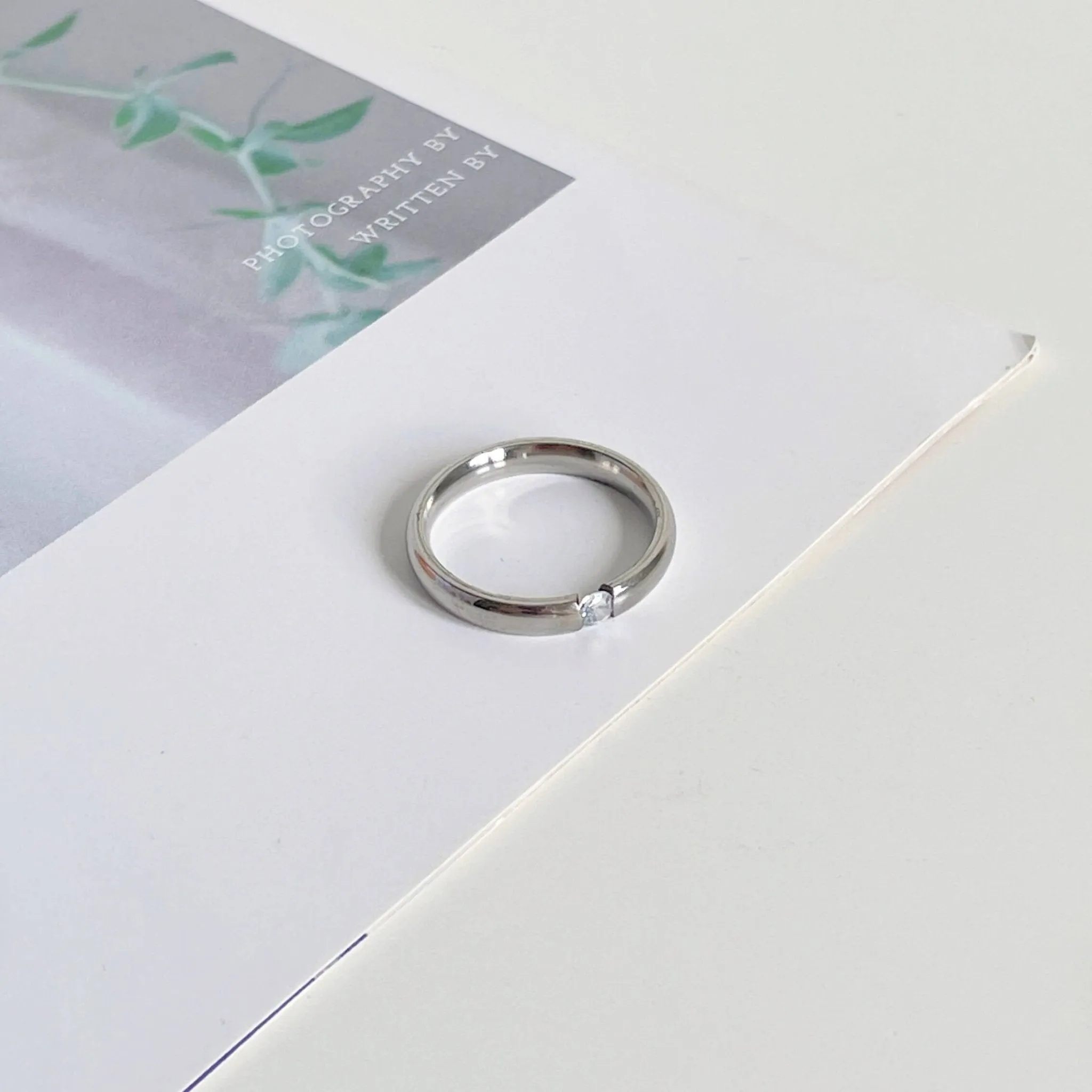 Minimal Zirconia Band Ring Silver