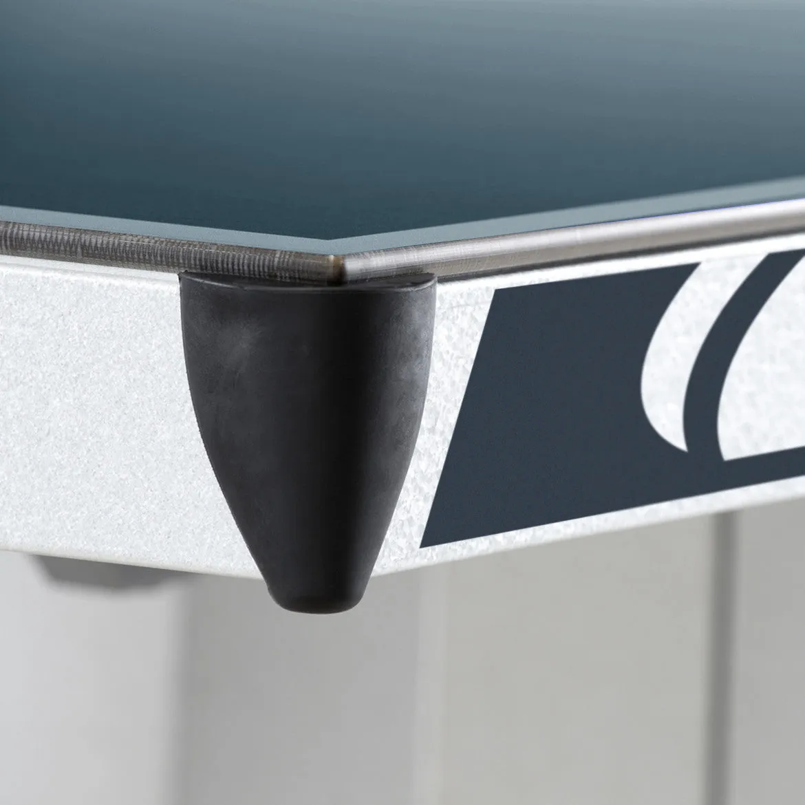 OUTDOOR BLUE TABLE TENNIS