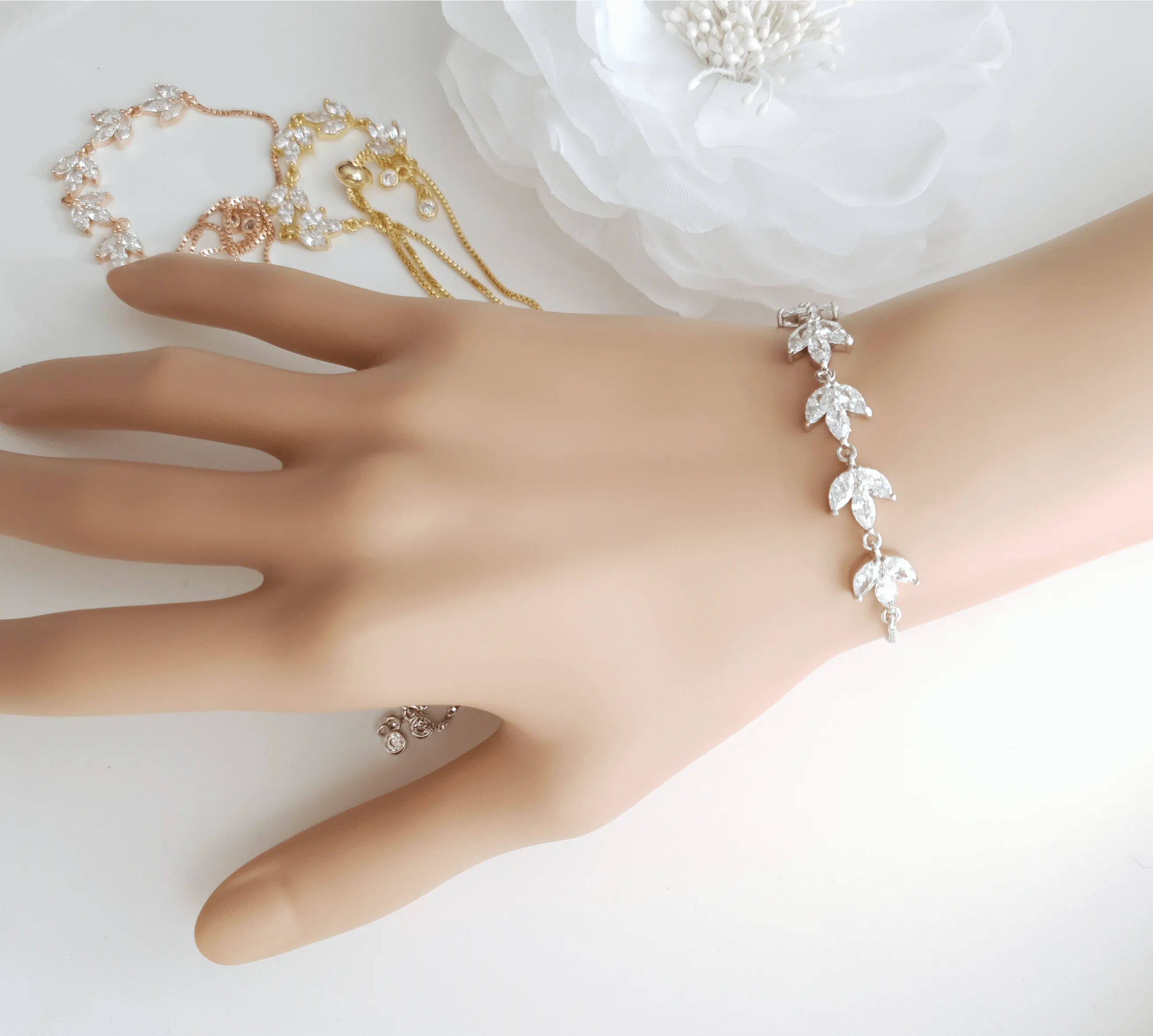 Simple Bridal Jewelry Set-3 Pcs- Silver & Pearl- Leila