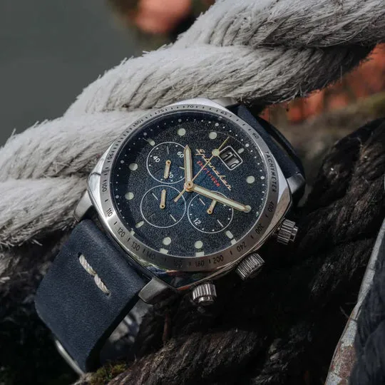 Spinnaker Hull Chronograph Blue