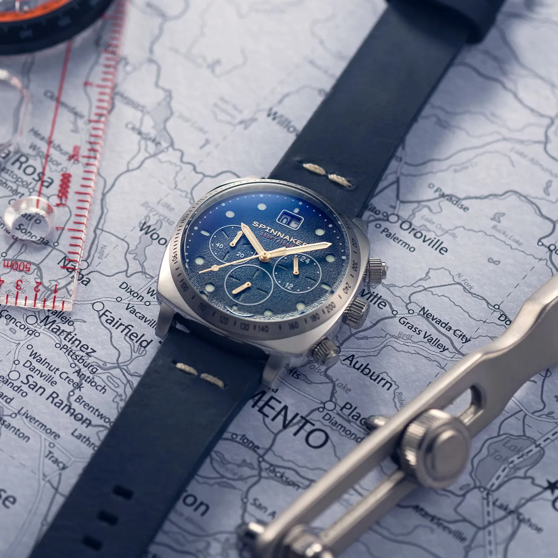 Spinnaker Hull Chronograph Blue