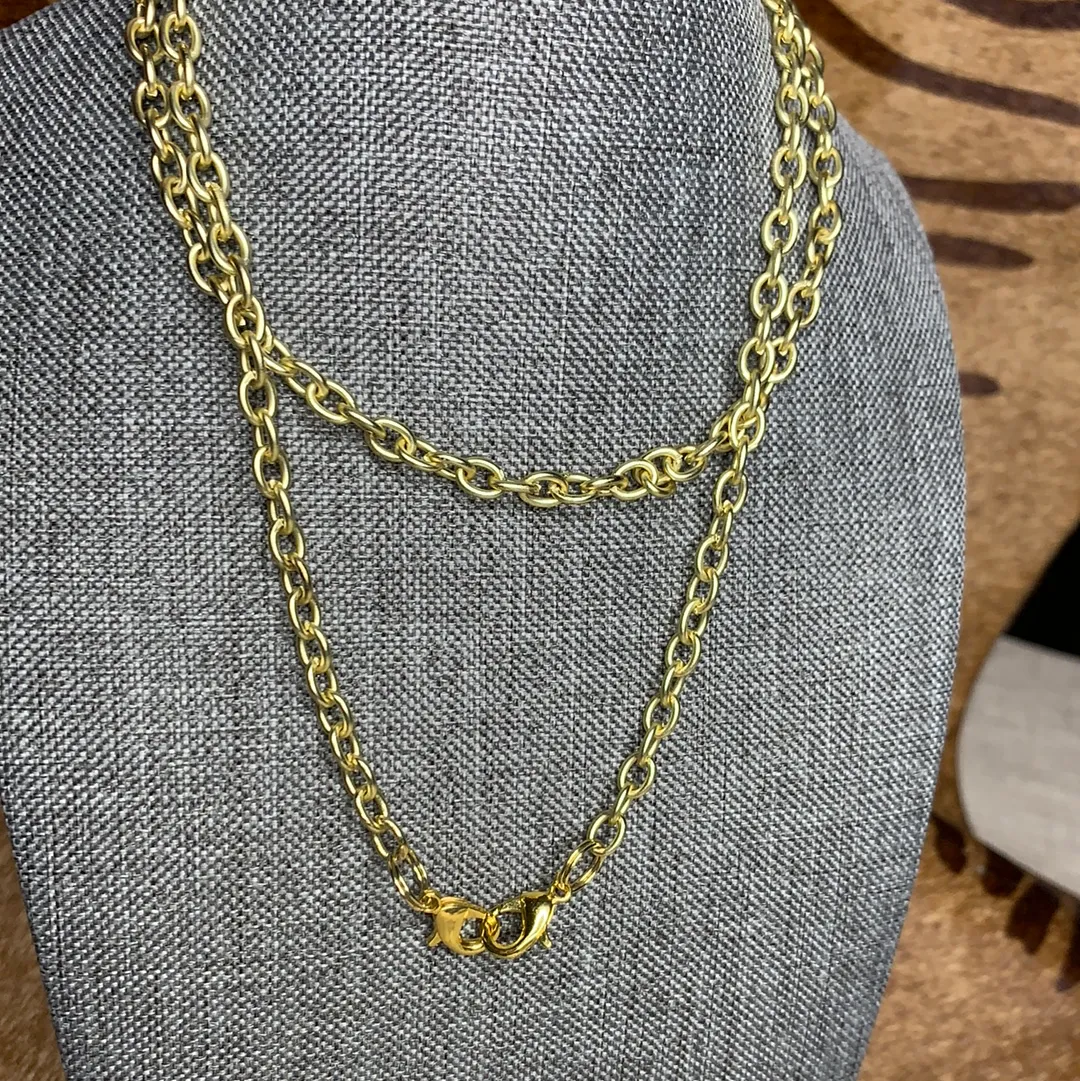The Classic Convertible Face Mask Chain
