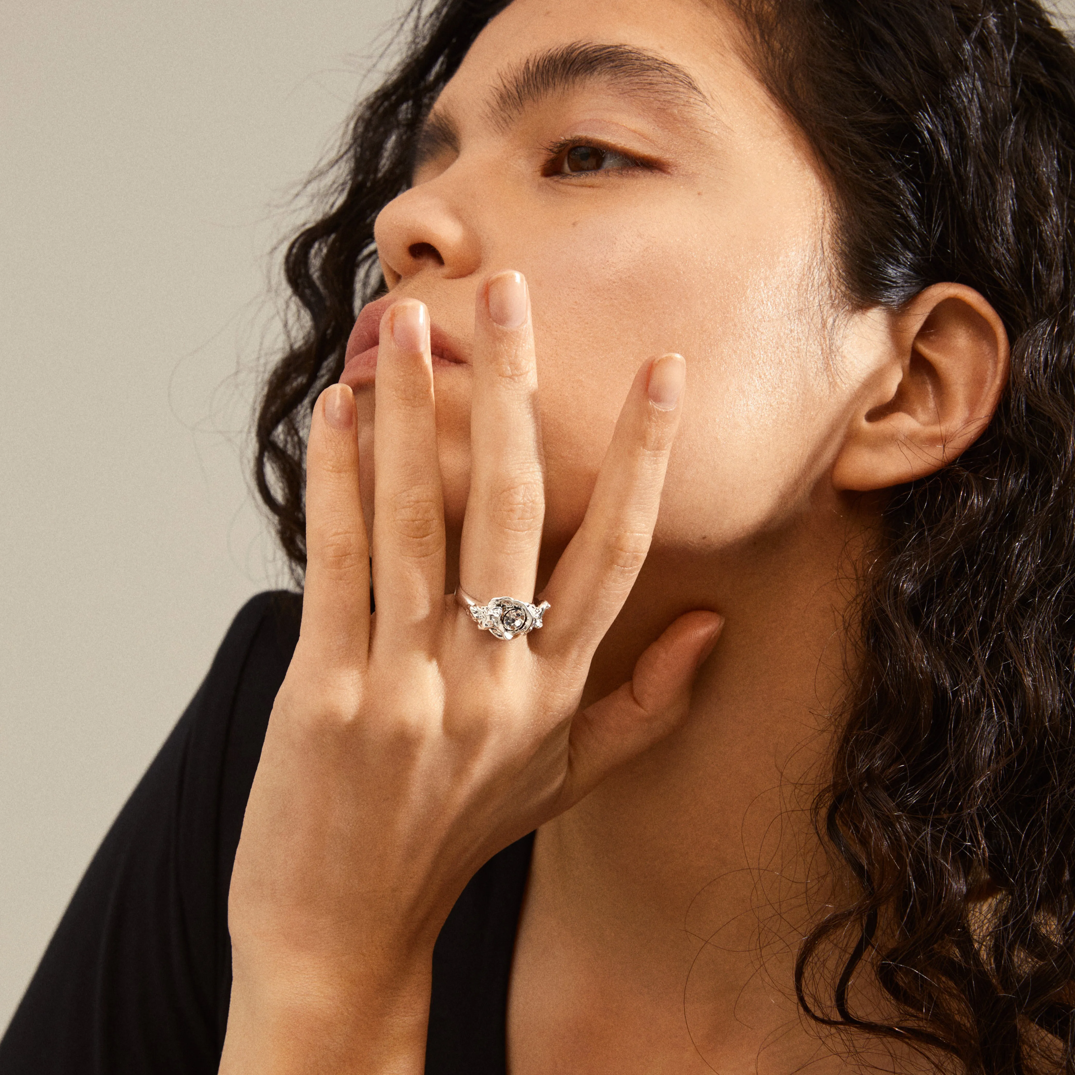 TINA organic shape crystal ring silver-plated